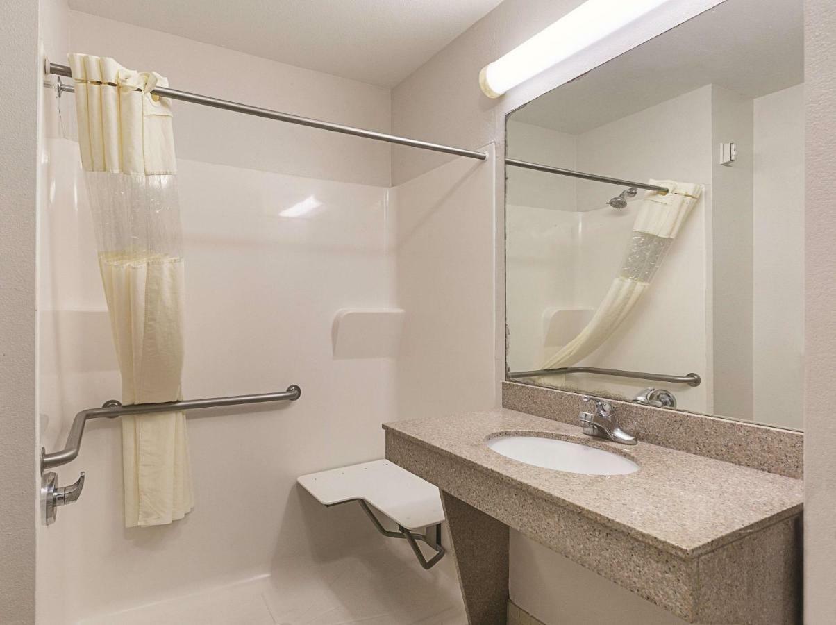 Kemah Edgewater Hotel, Surestay Collection By Best Western Seabrook Exterior photo